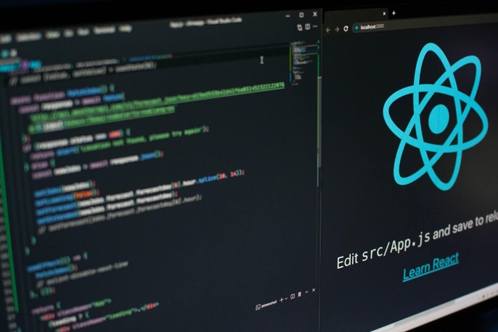 10 Reasons Why You Should Use React for Building Interactive User Interfaces